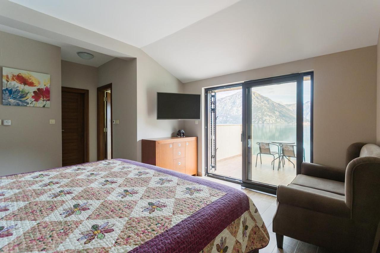 Keystone Apartments ดอนิมอรินิ ภายนอก รูปภาพ