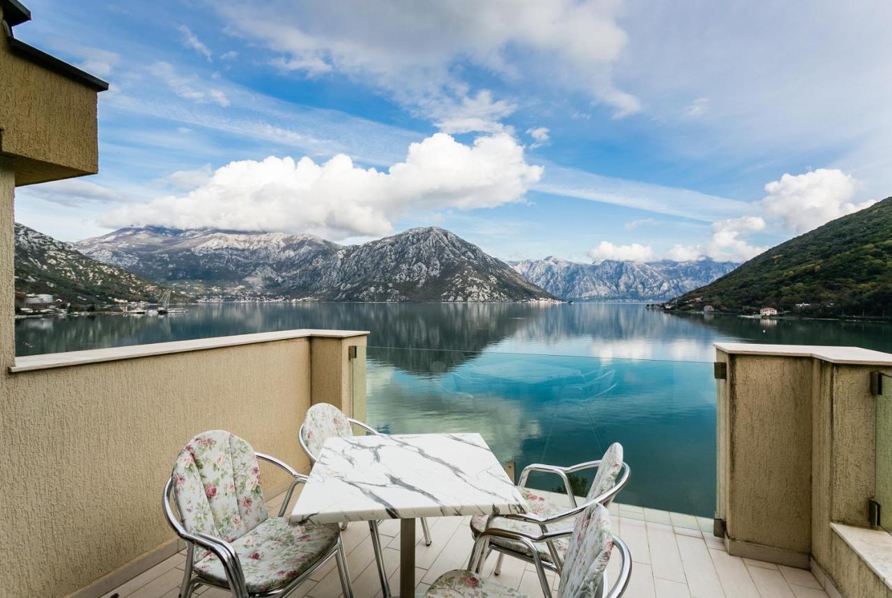 Keystone Apartments ดอนิมอรินิ ภายนอก รูปภาพ