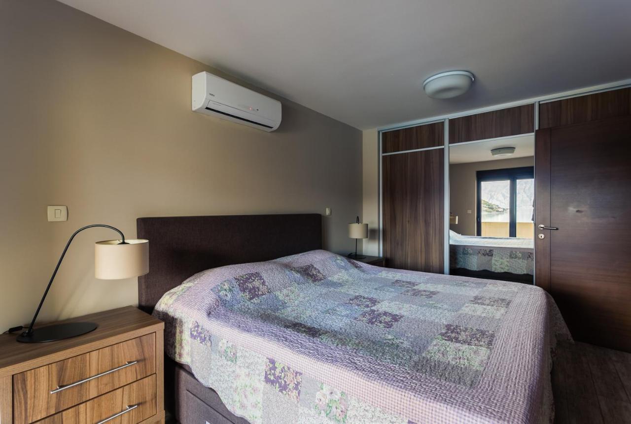 Keystone Apartments ดอนิมอรินิ ภายนอก รูปภาพ