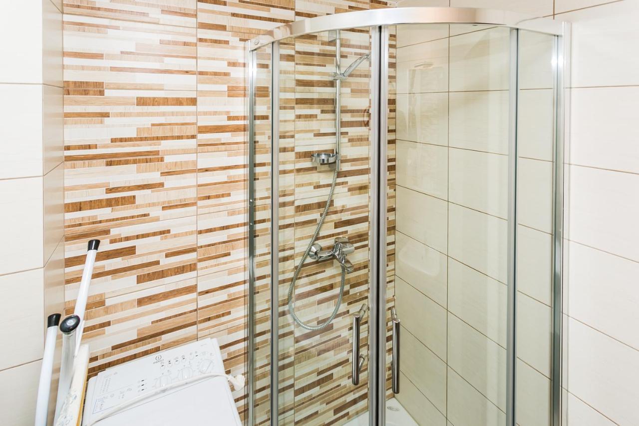 Keystone Apartments ดอนิมอรินิ ภายนอก รูปภาพ