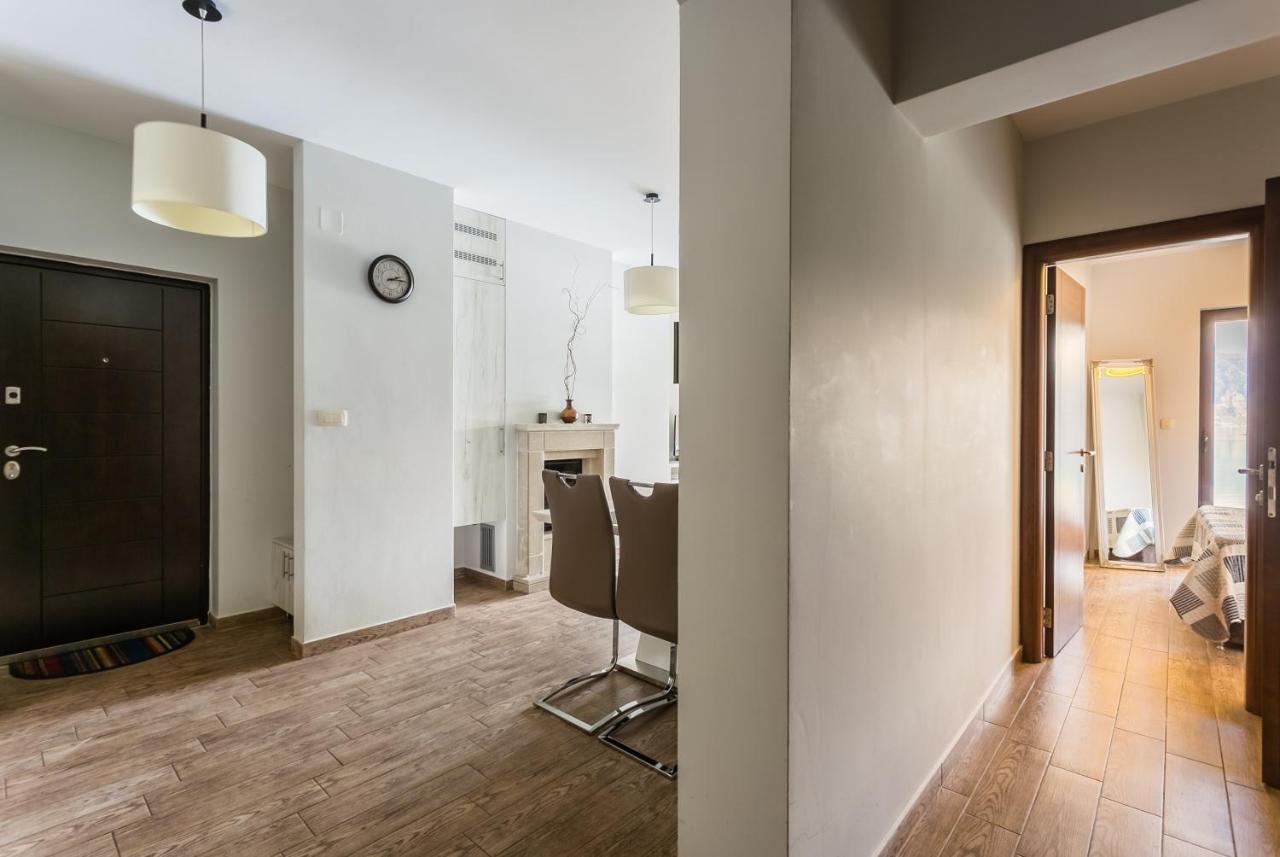 Keystone Apartments ดอนิมอรินิ ภายนอก รูปภาพ